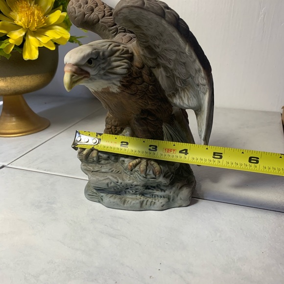 Vintage Bald Eagle Figurine - Picture 7 of 7